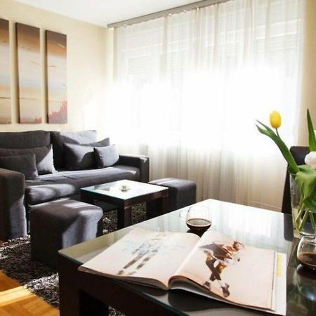 Basco Silicon Valley Apartments Белград Екстериор снимка